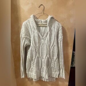 Cable knit hooded pullover